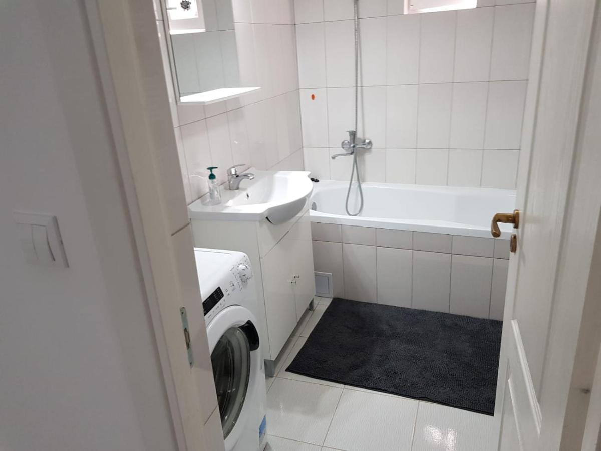 Apartament 8 Central Târgu-Mureş Eksteriør billede
